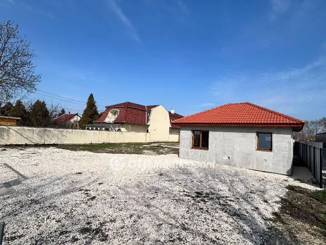 Kiadó telek Békéscsaba 2071 nm