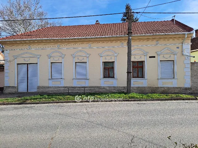 Eladó ház Békés 400 nm