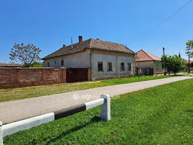 Eladó ház Békésszentandrás 129 nm