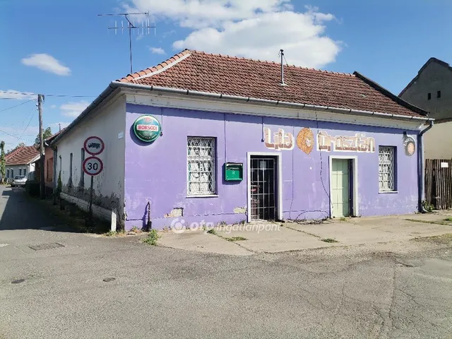 Eladó kereskedelmi és ipari ingatlan Gyula 101 nm