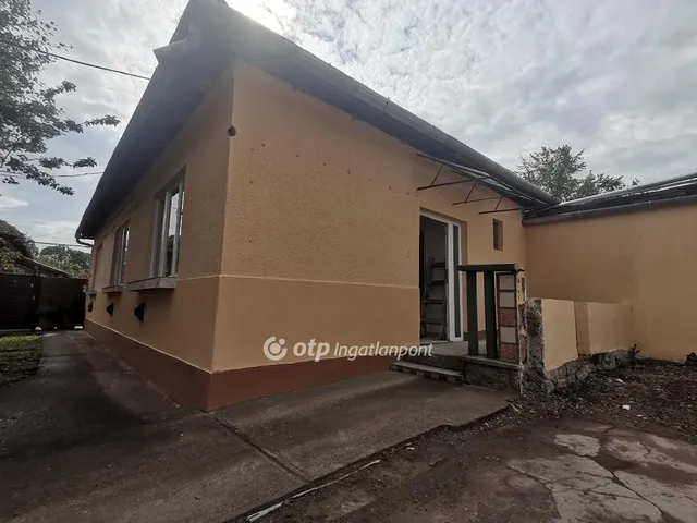Eladó ház Békéscsaba 65 nm
