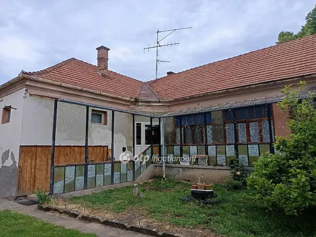 Eladó ház Elek 180 nm