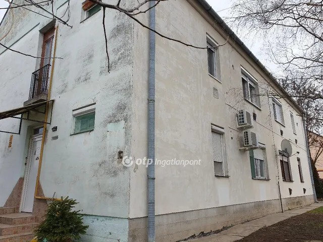 Eladó lakás Mezőhegyes 75 nm