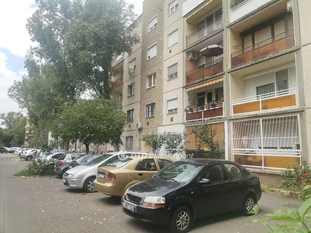 Eladó lakás Békéscsaba 57 nm