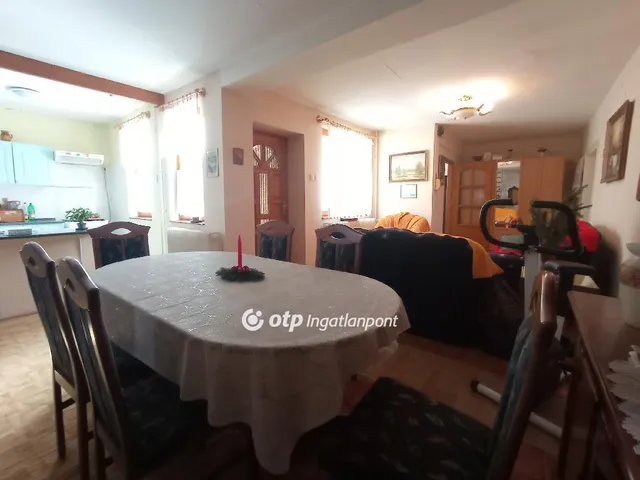 Eladó ház Békéscsaba 164 nm