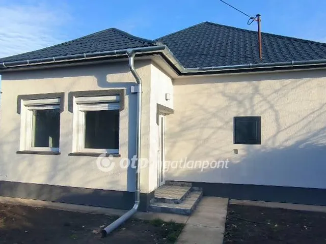 Eladó ház Szarvas 100 nm