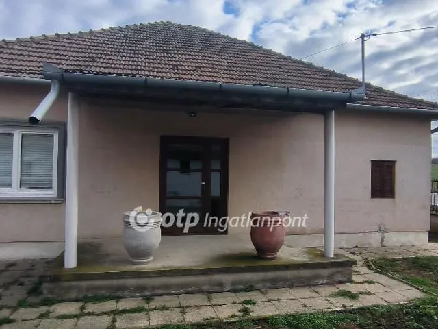 Eladó ház Békés 151 nm