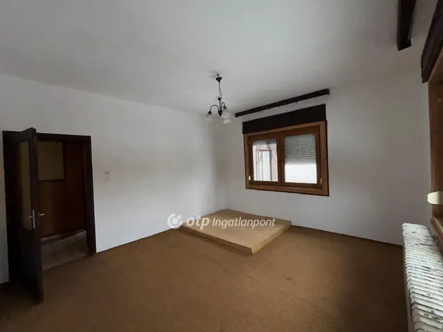 Eladó ház Kondoros 150 nm