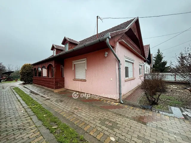 Eladó ház Békés 170 nm