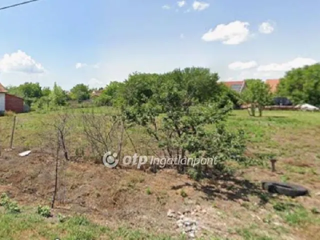 Eladó telek Gyula 800 nm