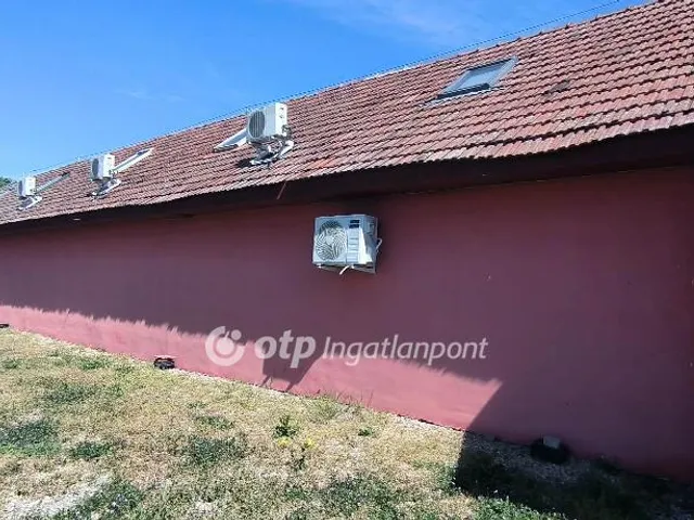 Eladó ház Szarvas 325 nm