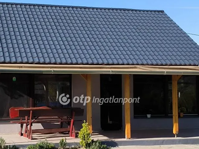 Eladó nyaraló Békésszentandrás 81 nm