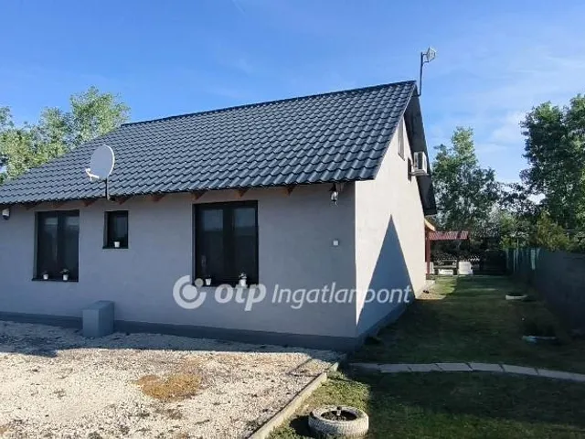Eladó nyaraló Békésszentandrás 81 nm
