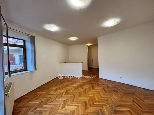 Eladó lakás Békéscsaba 54 nm