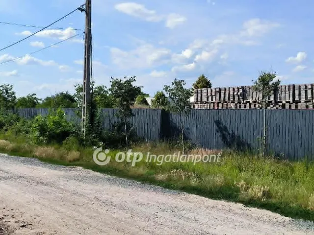 Eladó telek Békéscsaba 2318 nm