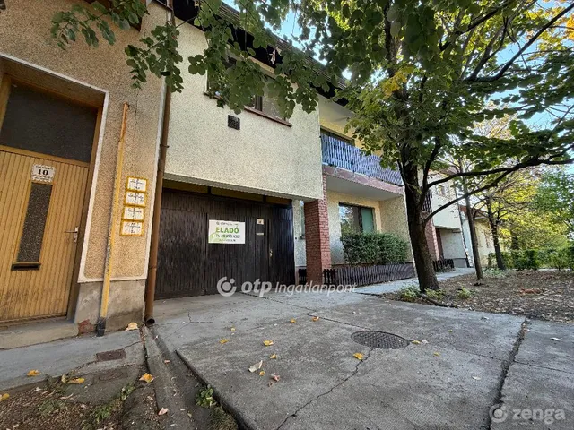 Eladó lakás Békéscsaba 131 nm