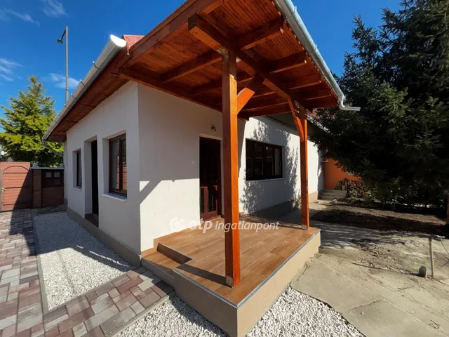Eladó lakás Békéscsaba 103 nm