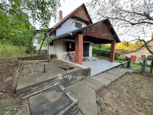 Eladó üdülő és hétvégi ház Gyód 30 nm