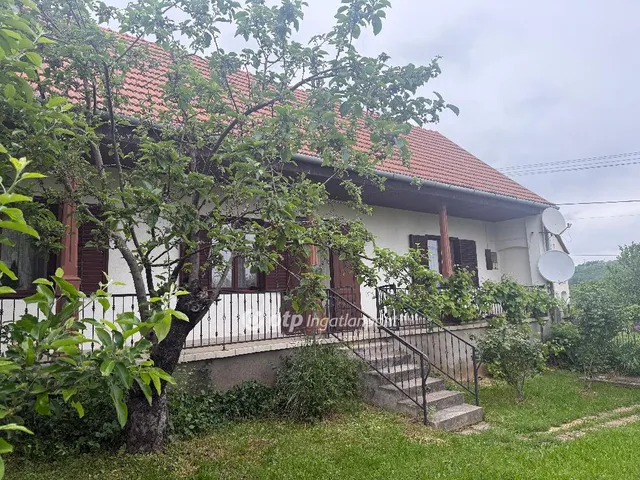 Eladó ház Geresdlak 120 nm