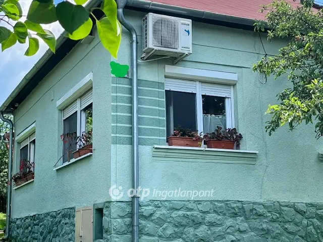 Eladó ház Komló, Zobákpuszta 140 nm