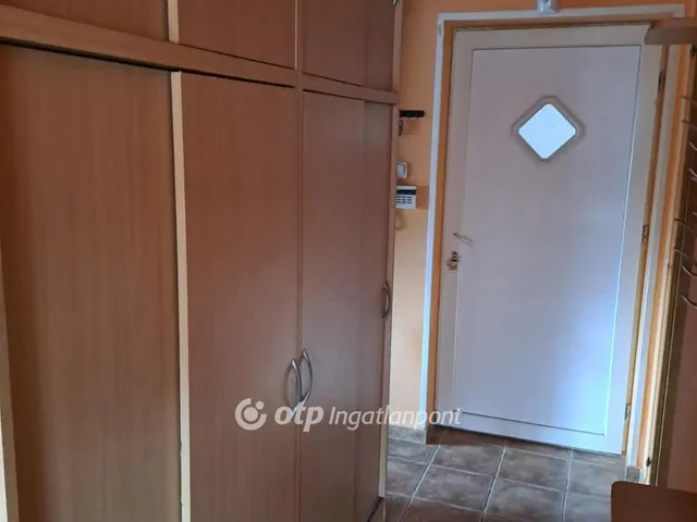 Eladó lakás Komló, Kökönyös 52 nm