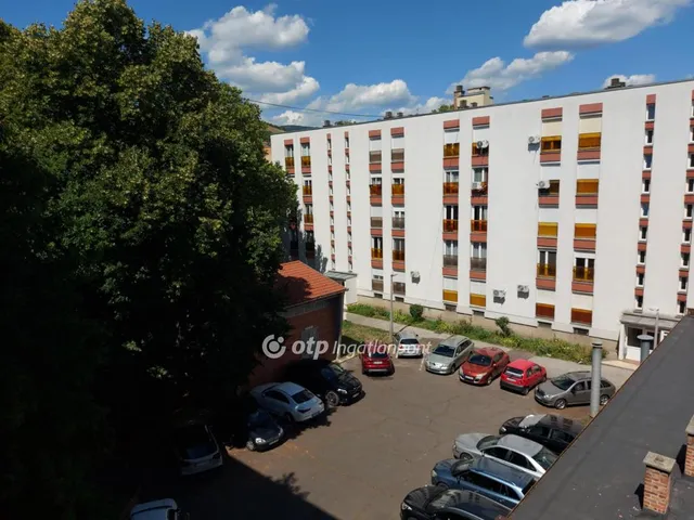 Eladó lakás Pécs, Uránváros 60 nm