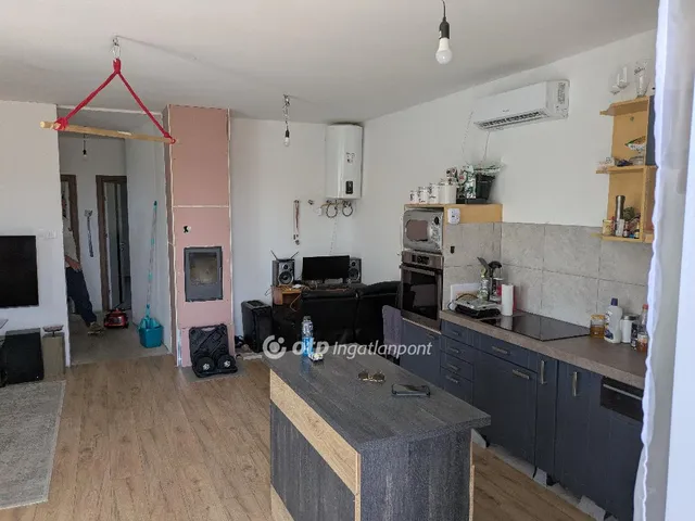 Eladó ház Kozármisleny, családi házas 78 nm