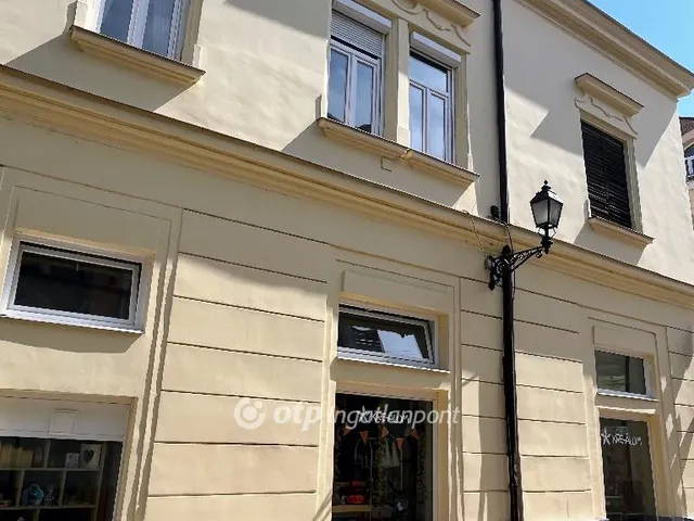 Eladó lakás Pécs, Belváros 61 nm