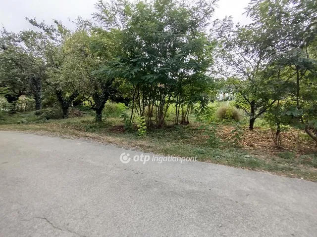 Eladó telek Pécs 882 nm