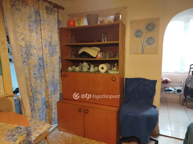 Eladó ház Pécs, Somogy 33 nm