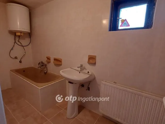 Eladó ház Kacsóta 68 nm