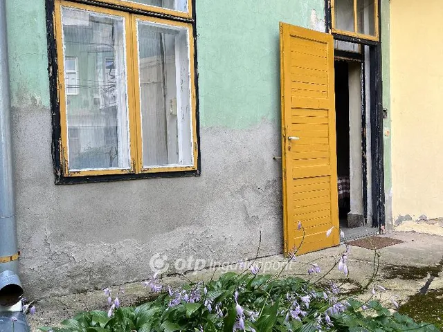 Eladó lakás Pécs 88 nm