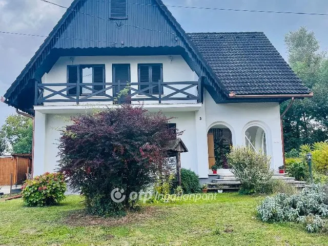 Eladó ház Harkány 176 nm