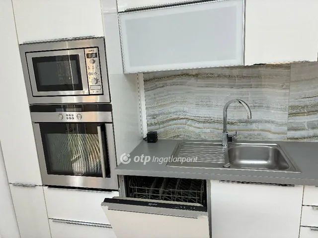 Eladó lakás Komló, Kökönyös 64 nm