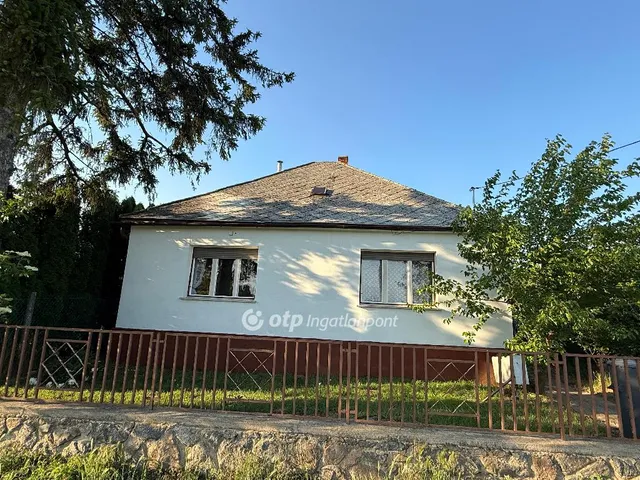 Eladó ház Geresdlak 73 nm