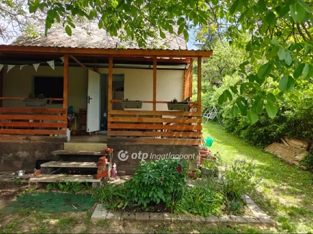 Eladó nyaraló Pogány 30 nm