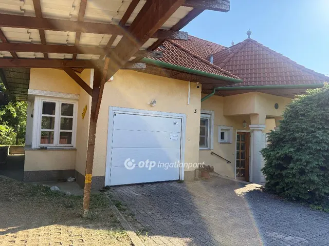 Eladó ház Pécs 160 nm