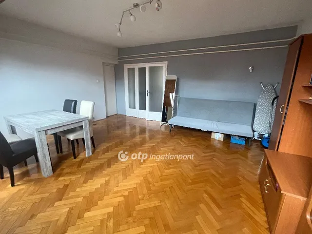 Kiadó lakás Pécs 61 nm