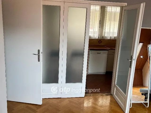 Kiadó lakás Pécs 61 nm