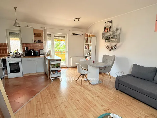 Eladó lakás Pécs 38 nm