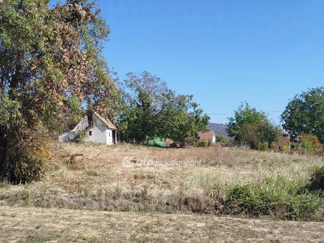Eladó telek Harkány 2517 nm
