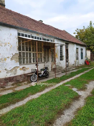 Eladó ház Győr, Csendes 90 nm