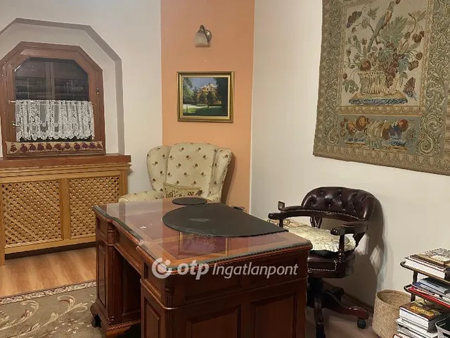 Eladó ház Tatabánya 190 nm