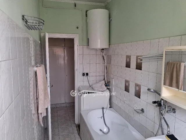 Eladó lakás Győr 56 nm