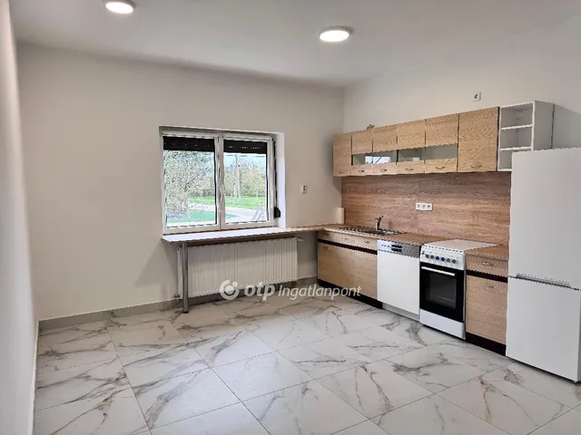 Eladó ház Jánossomorja 145 nm