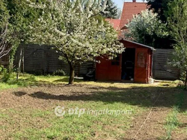 Eladó telek Balatonszárszó 978 nm