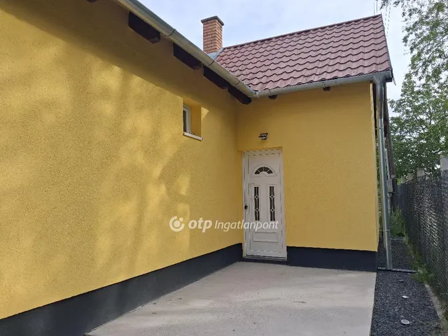 Eladó mezőgazdasági ingatlan Bőny 47 nm