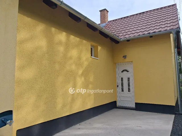 Eladó mezőgazdasági ingatlan Bőny 47 nm