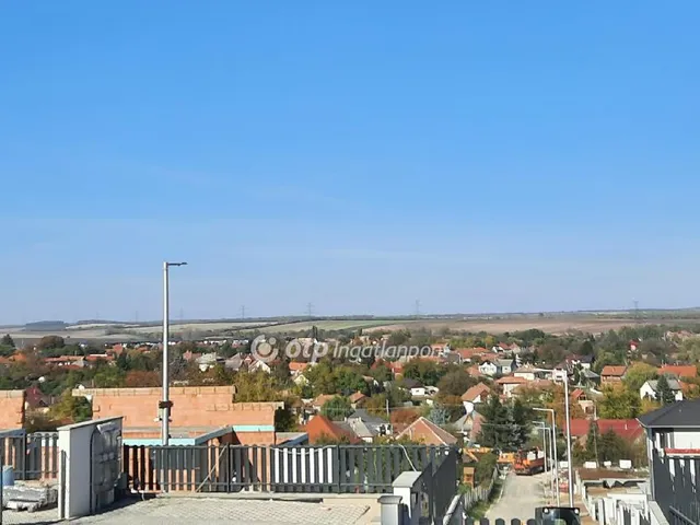 Eladó lakás Mende 80 nm