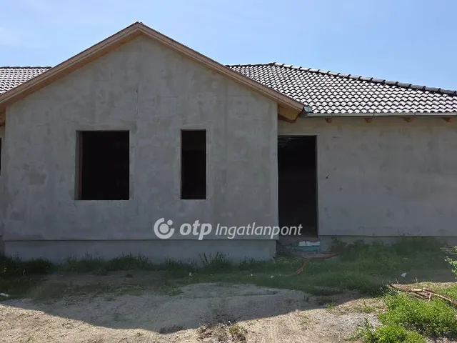 Eladó ház Kiskunlacháza 67 nm